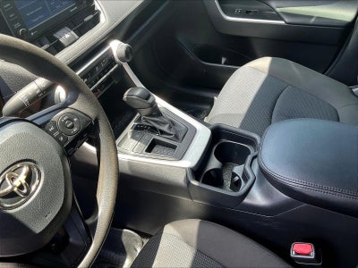 2020 Toyota RAV4 LE FWD (GS)