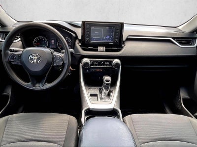 2020 Toyota RAV4 LE FWD (GS)