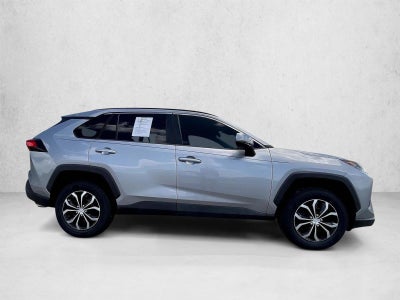 2020 Toyota RAV4 LE FWD (GS)