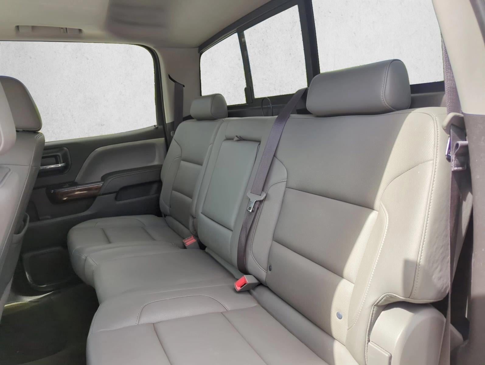 2017 GMC Sierra 1500 Crew Cab Short Box 2-Wheel Drive SLT