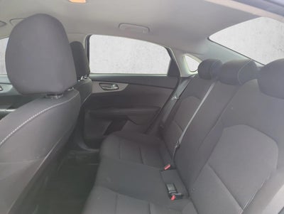 2021 Kia Forte LXS IVT
