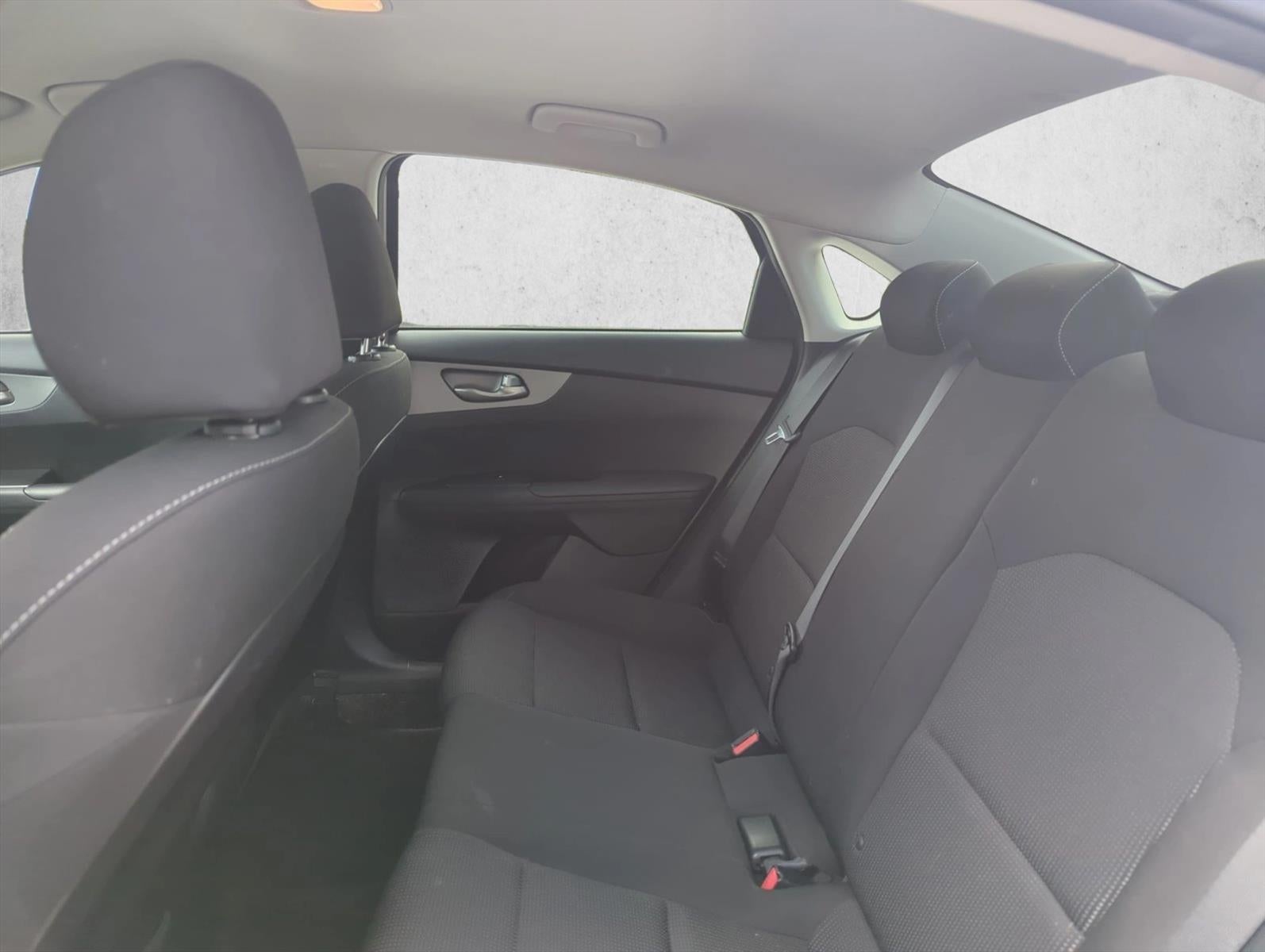 2021 Kia Forte LXS IVT