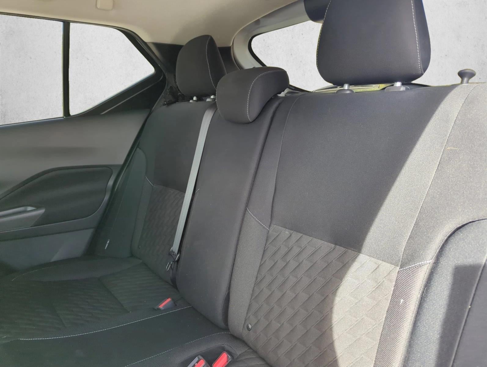 2022 Nissan Kicks SV FWD