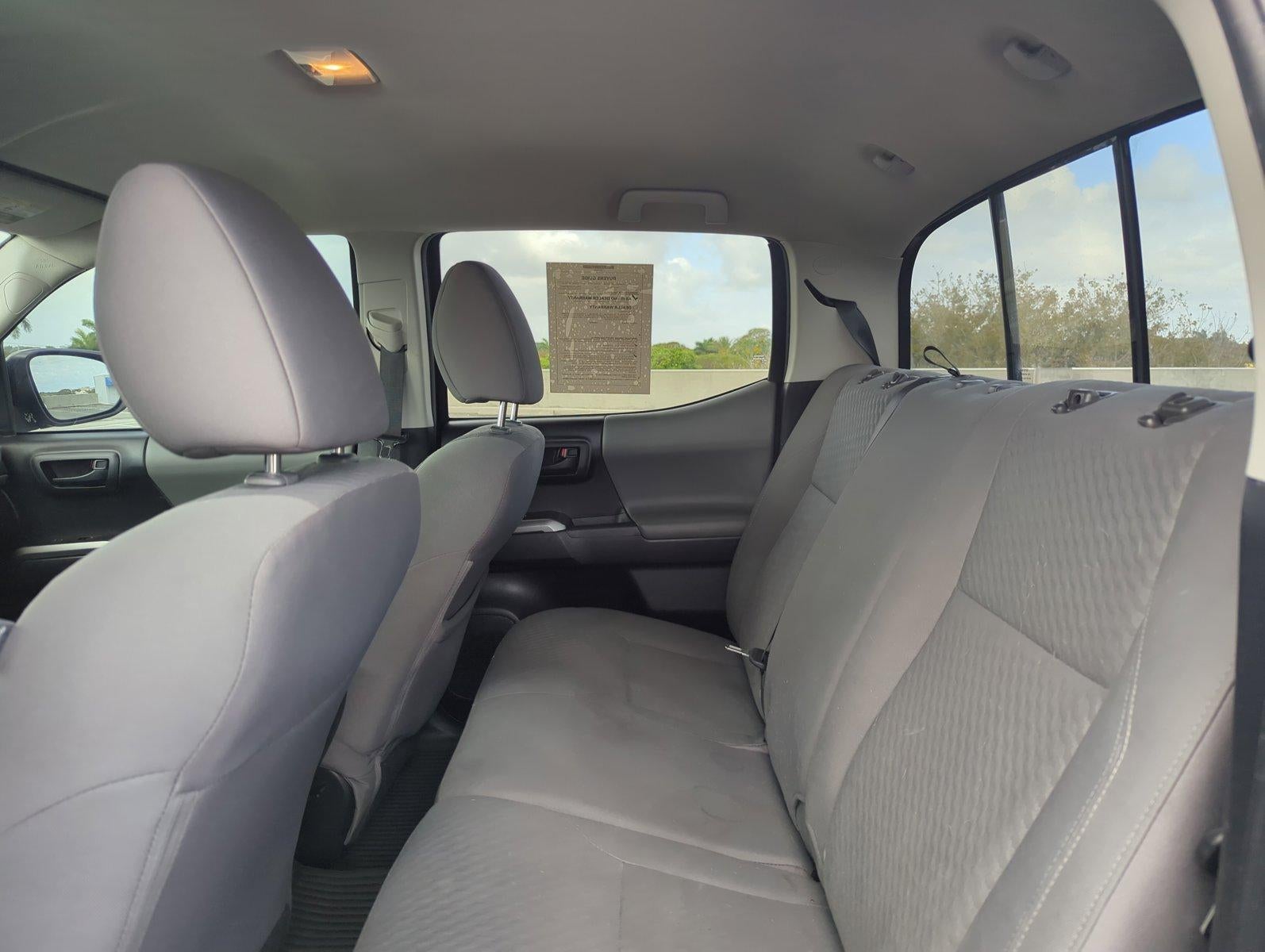 2022 Toyota Tacoma 2WD 2WD SR5 Double Cab 5' Bed V6 AT (GS)