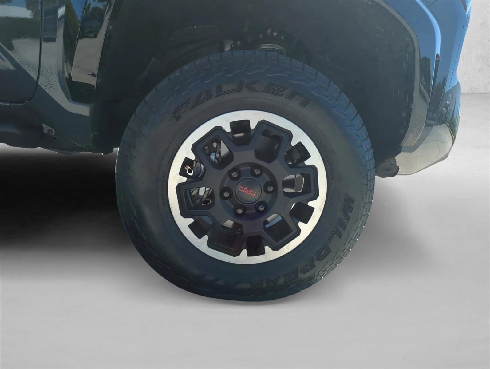2025 Toyota Tacoma 4WD 4WD TRD Sport Hybrid Double Cab 5' Bed AT (Natl)