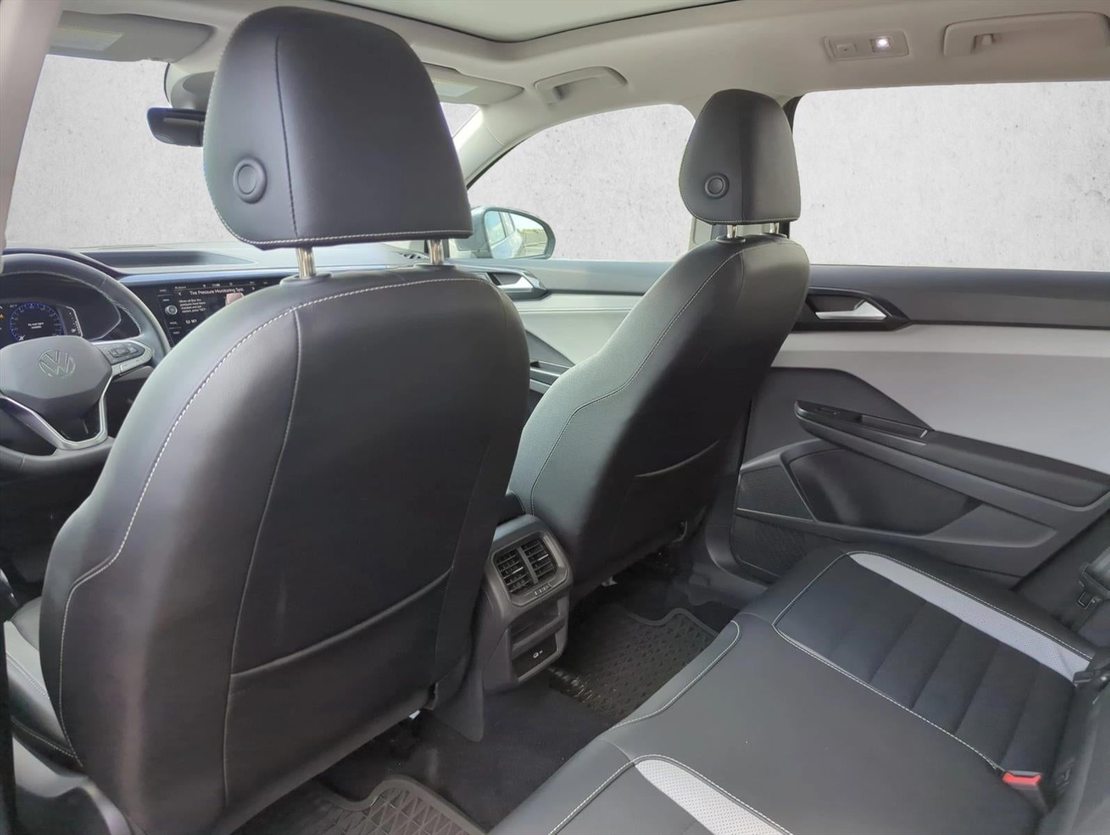 2022 Volkswagen Taos SEL 4MOTION