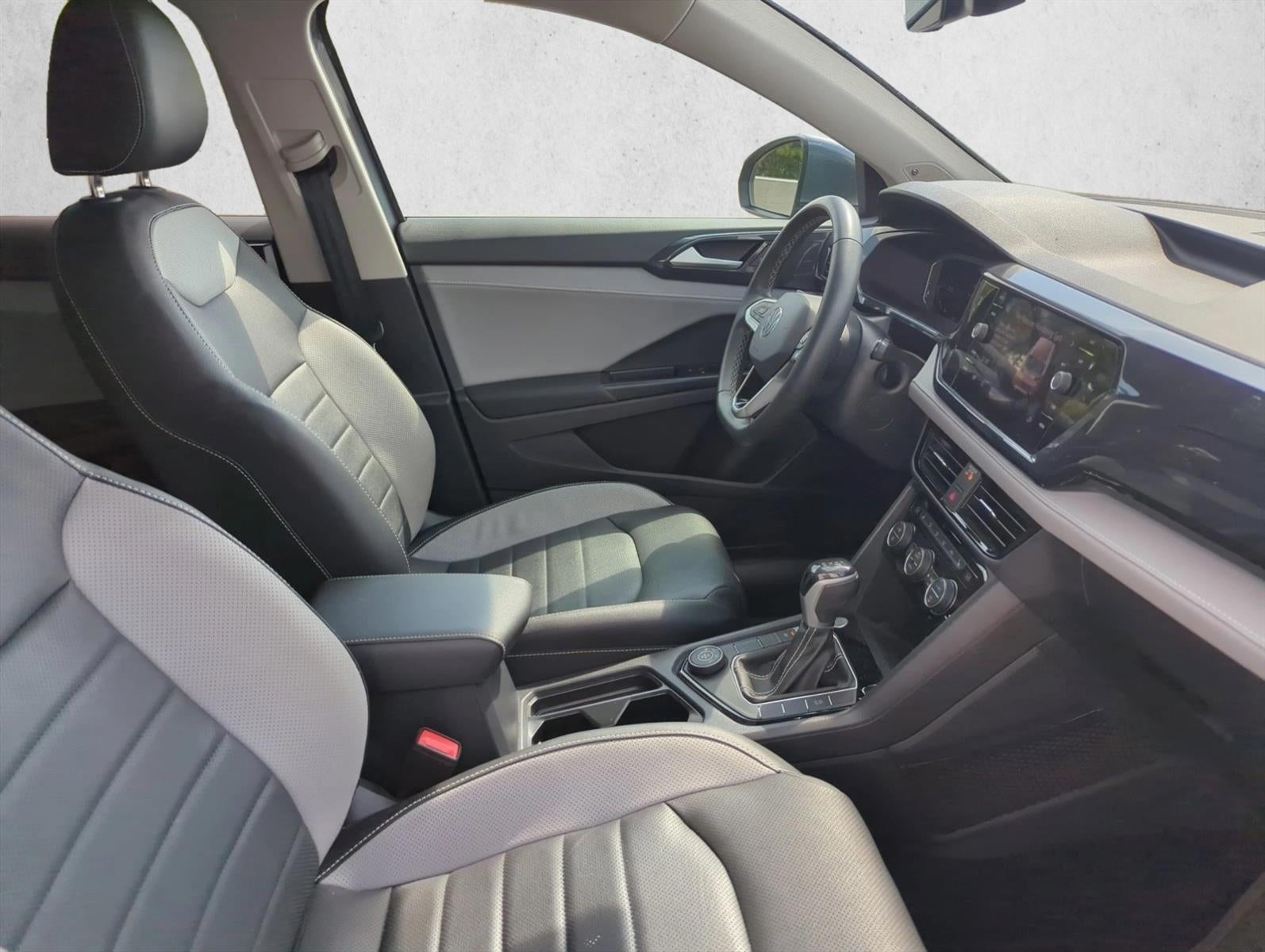 2022 Volkswagen Taos SEL 4MOTION