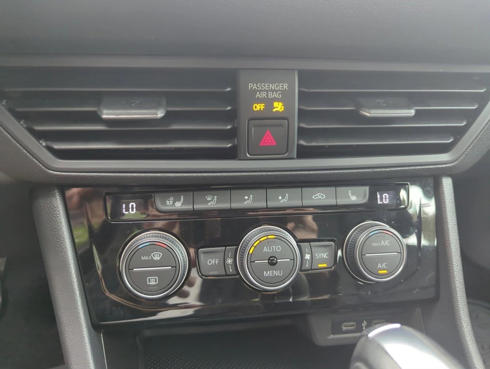 2020 Volkswagen Jetta SE Auto w/ULEV