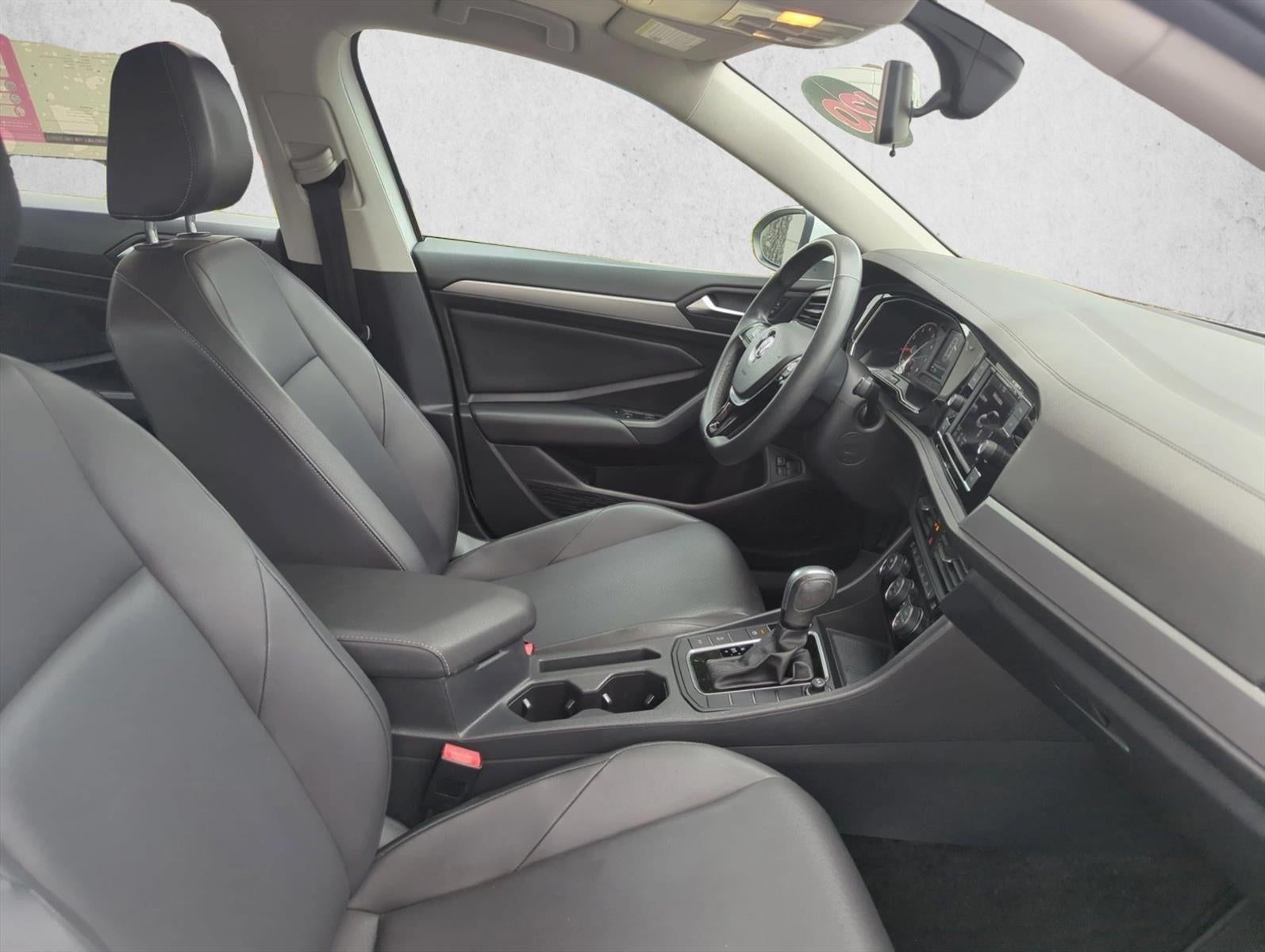 2020 Volkswagen Jetta SE Auto w/ULEV