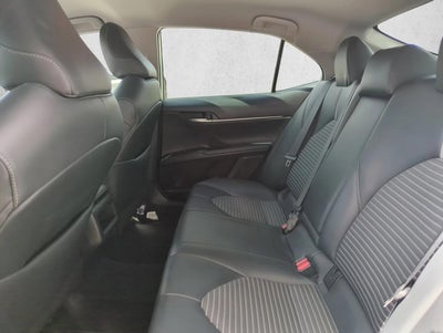2019 Toyota Camry SE Auto (SE)