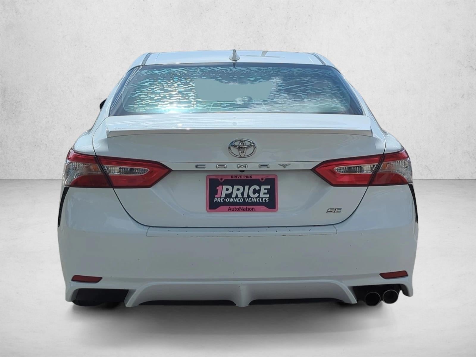 2019 Toyota Camry SE Auto (SE)