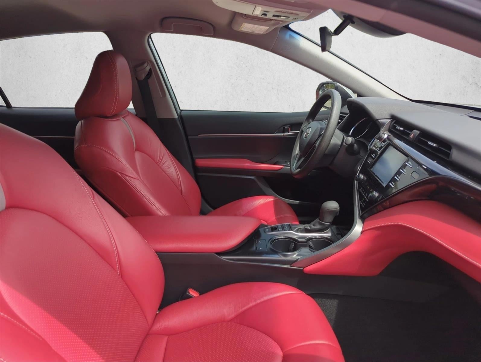 2019 Toyota Camry Hybrid LE CVT (Natl)