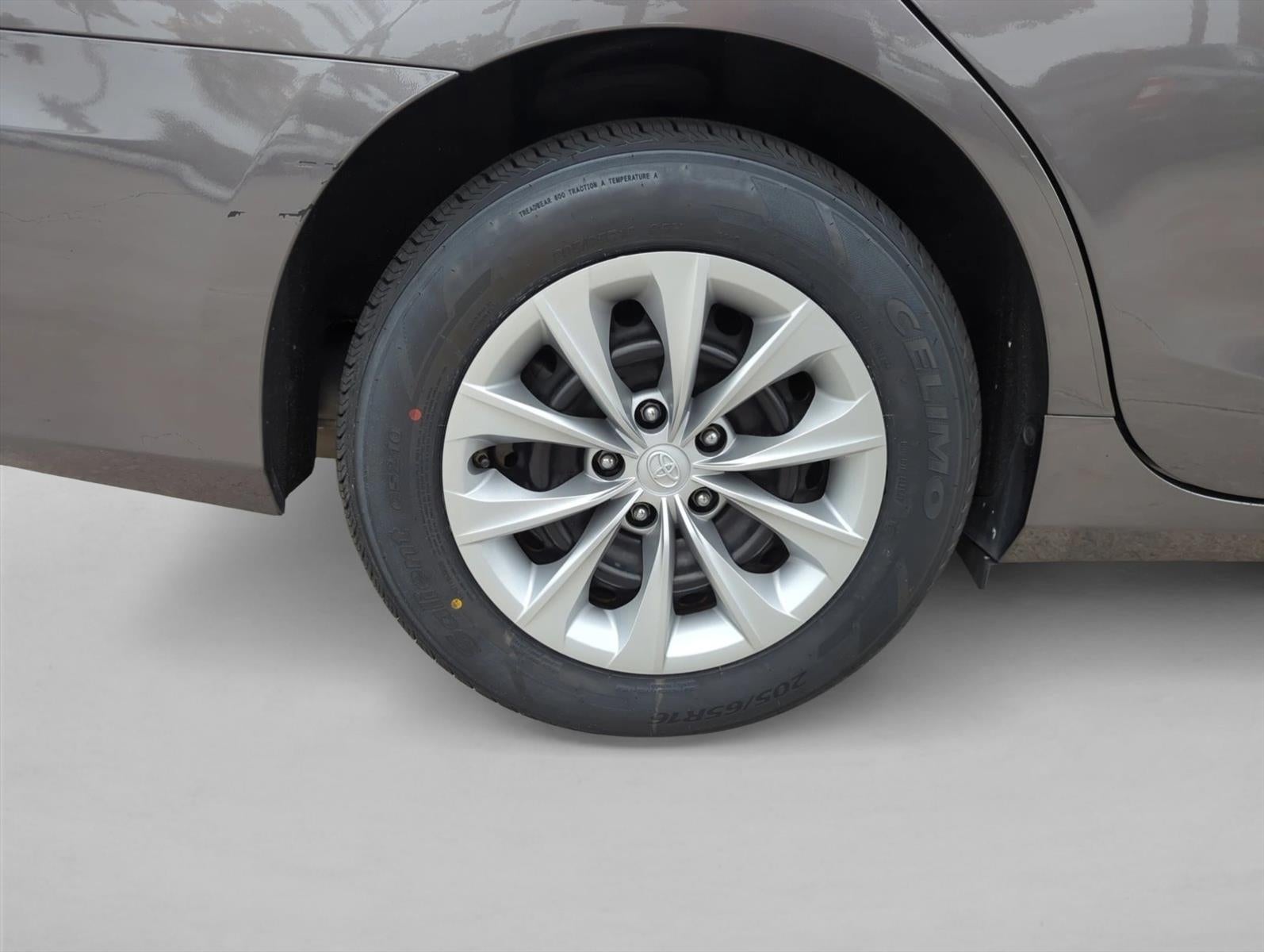 2016 Toyota Camry 4dr Sdn I4 Auto LE (SE)