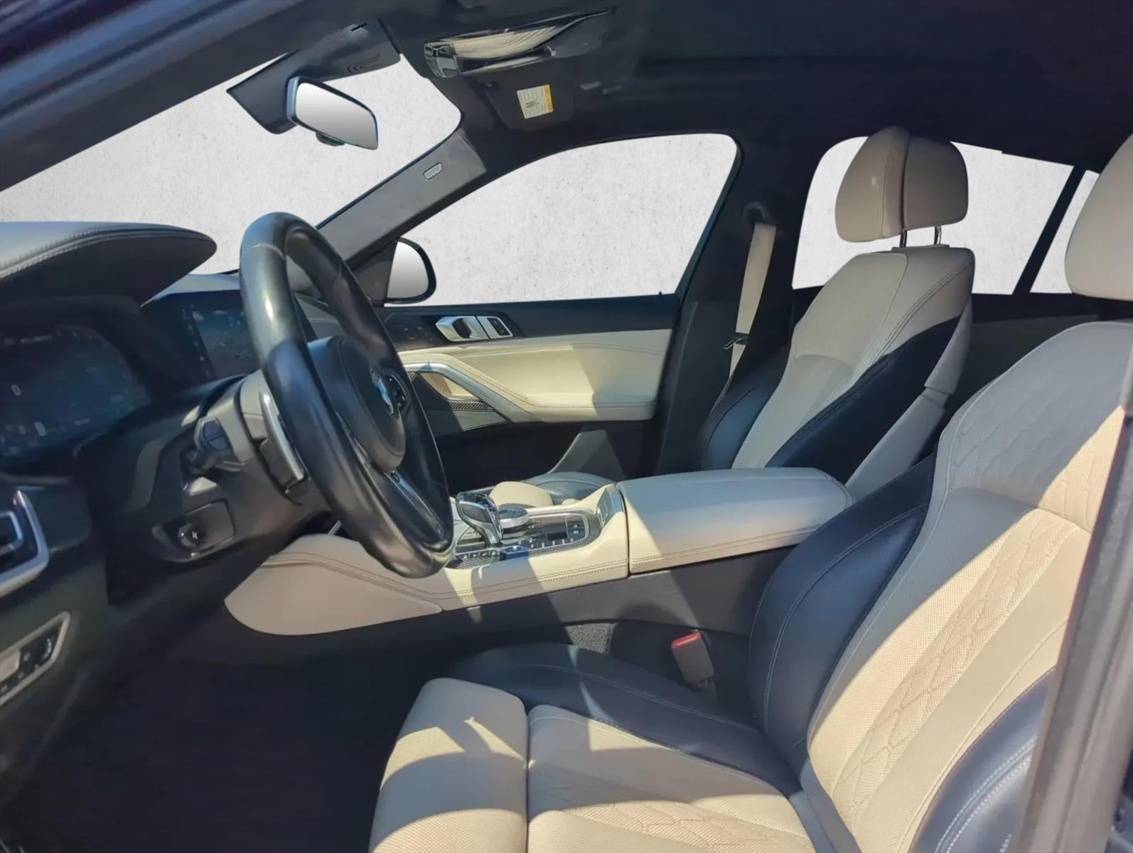 2021 BMW X6 M50i Sports Activity Coupe