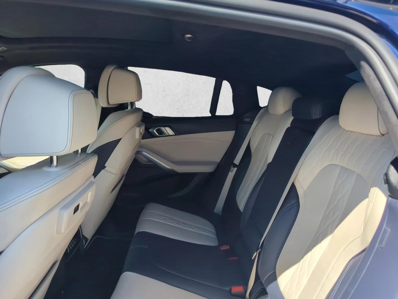 2021 BMW X6 M50i Sports Activity Coupe