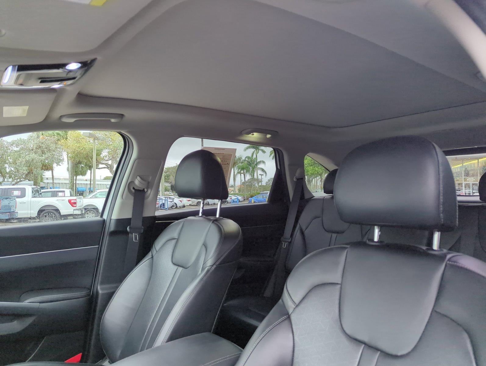 2022 Kia Sorento S FWD