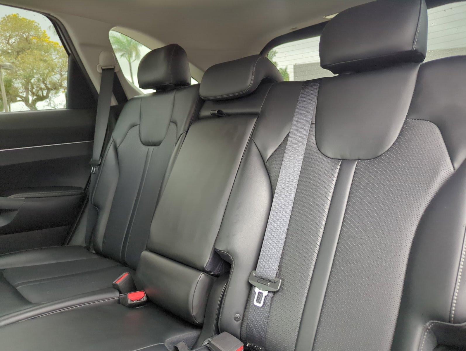 2022 Kia Sorento S FWD