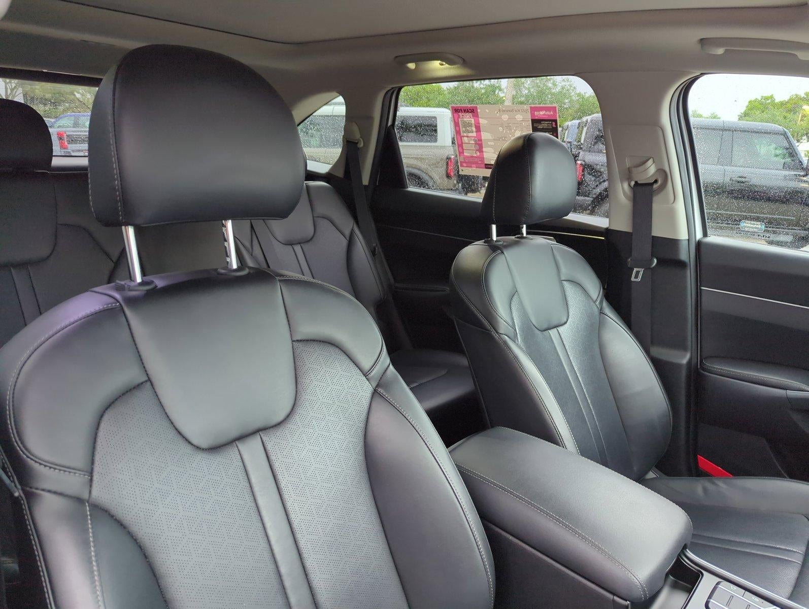 2022 Kia Sorento S FWD