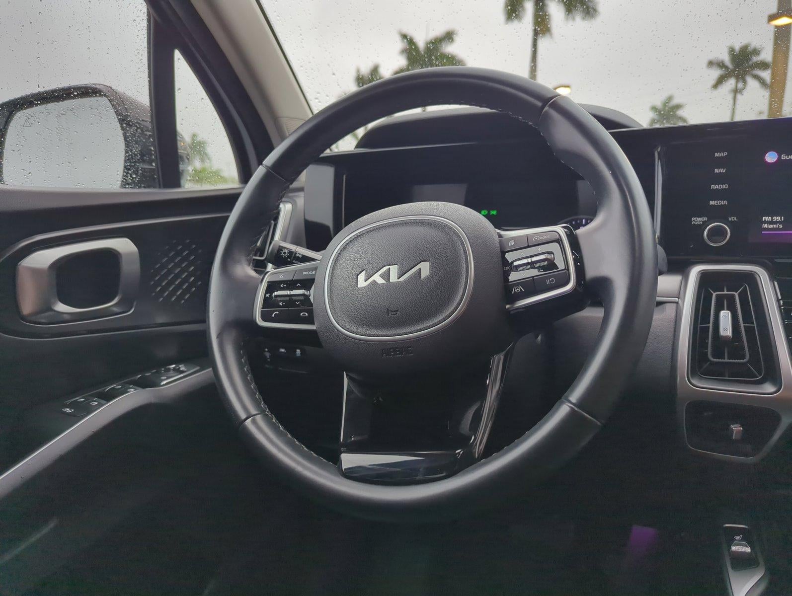 2022 Kia Sorento S FWD