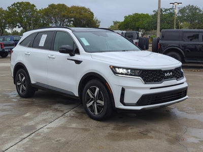 2022 Kia Sorento S FWD