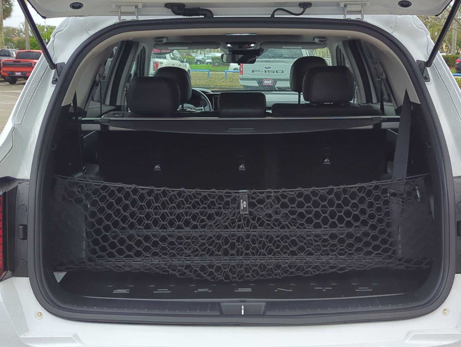 2022 Kia Sorento S FWD