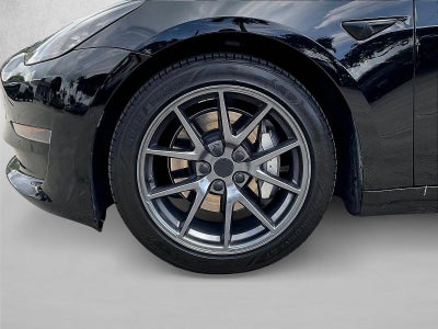 2021 Tesla Model 3 Standard Range Plus RWD