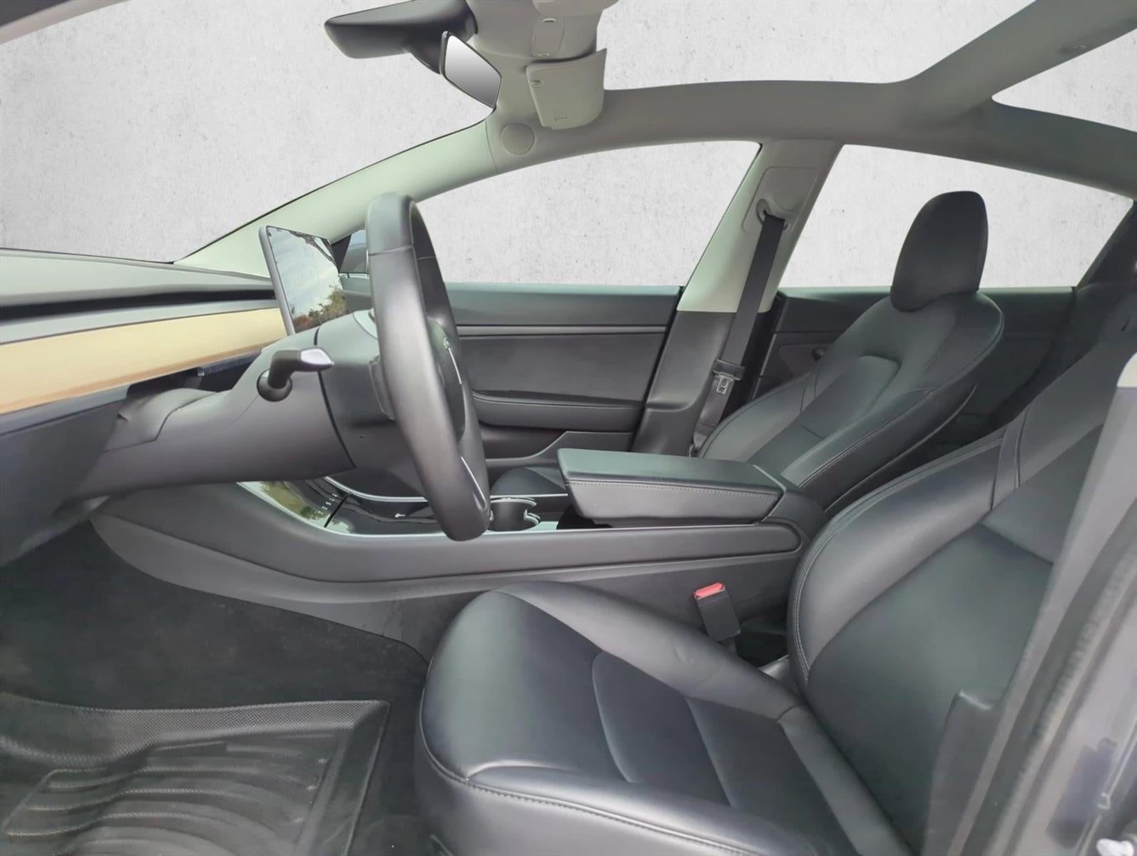 2020 Tesla Model 3 Standard Range RWD