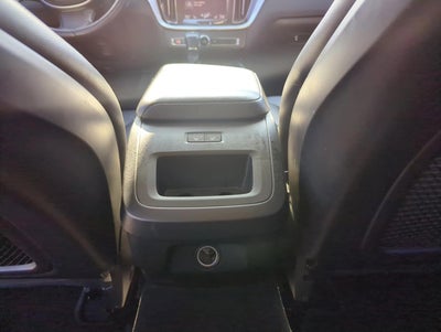 2020 Volvo S60 T6 AWD Momentum