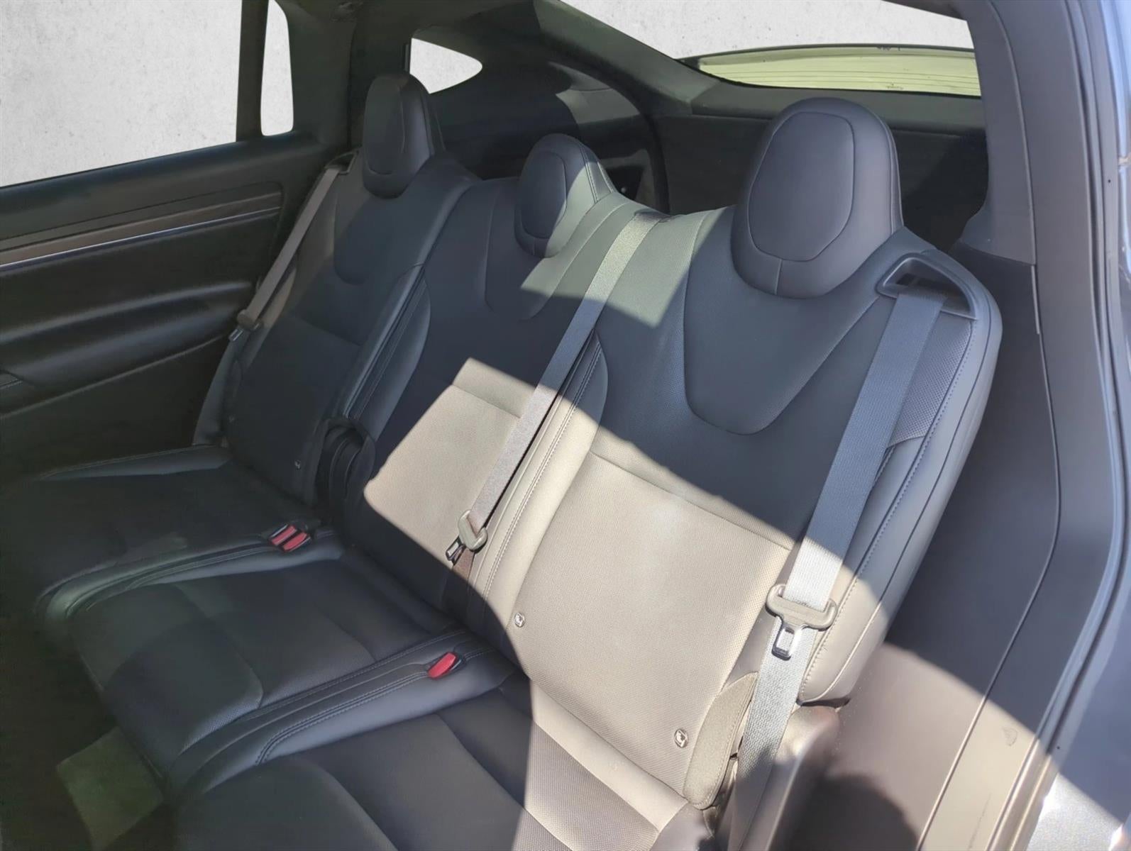 2022 Tesla Model X AWD