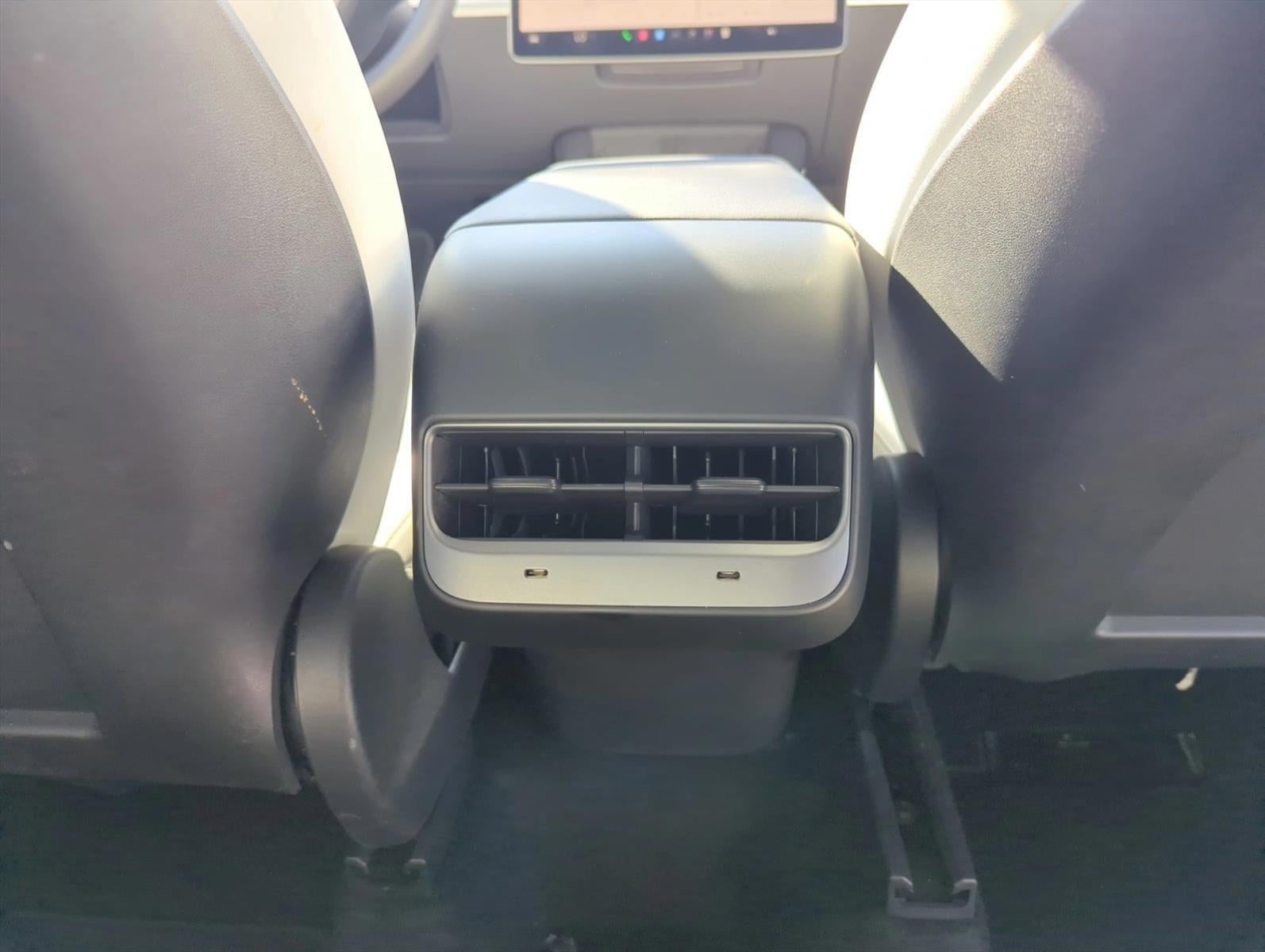 2025 Tesla Model Y Performance AWD *Ltd Avail*