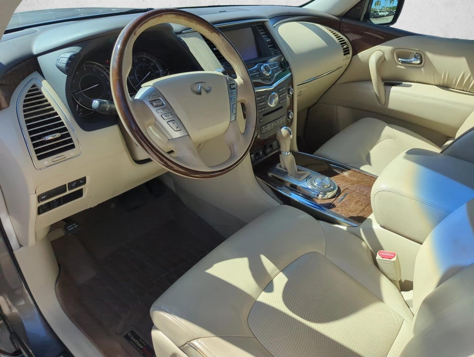2016 INFINITI QX80 RWD