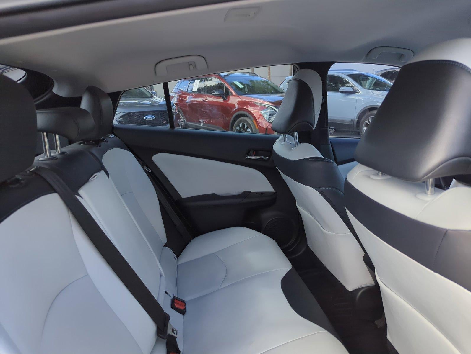 2018 Toyota Prius Four (Natl)