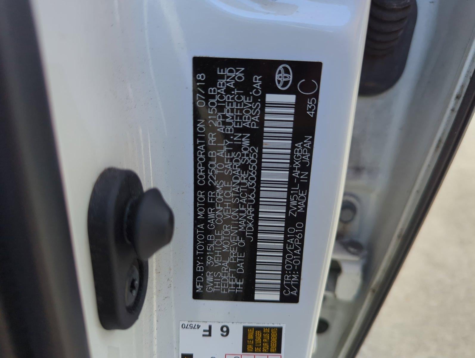 2018 Toyota Prius Four (Natl)