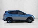 2018 Toyota RAV4 LE FWD (GS)