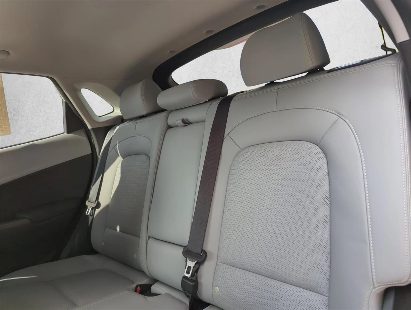 2021 Hyundai KONA Limited DCT FWD