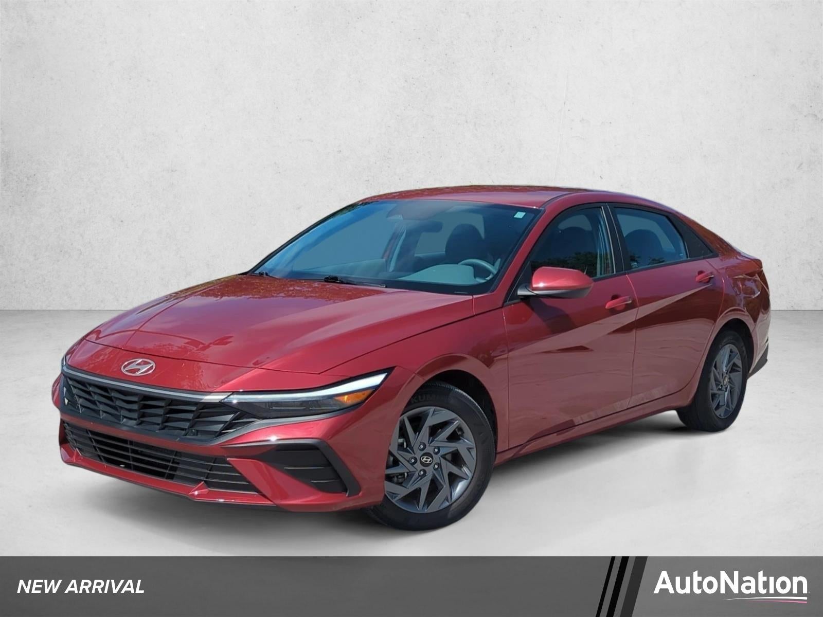 2024 Hyundai ELANTRA SEL IVT