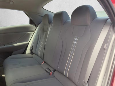 2024 Hyundai ELANTRA SEL IVT