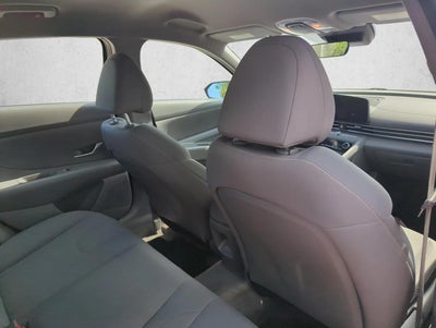 2024 Hyundai ELANTRA SEL IVT