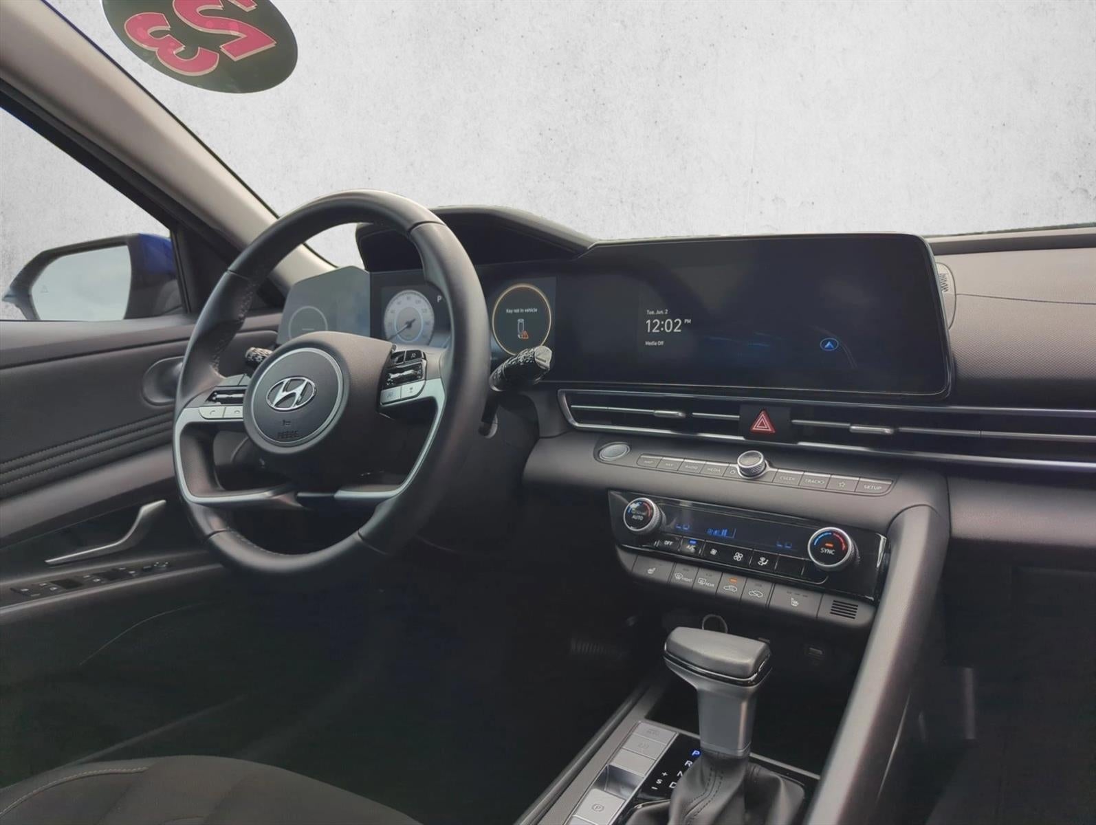 2023 Hyundai ELANTRA SEL IVT Convenience