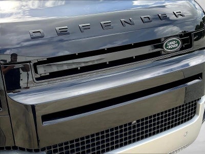 2023 Land Rover Defender 110 SE AWD