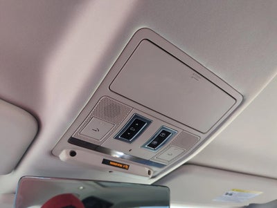 2020 Land Rover Defender 110 SE AWD