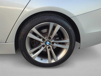 2017 BMW 330e iPerformance Plug-In Hybrid