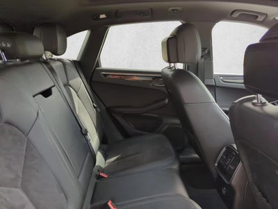 2021 Porsche Macan AWD