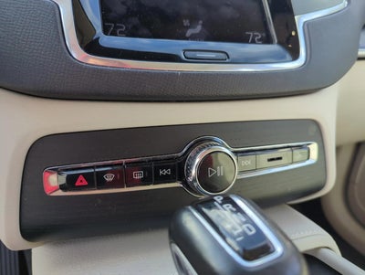 2020 Volvo XC90 T5 FWD Momentum 7 Passenger
