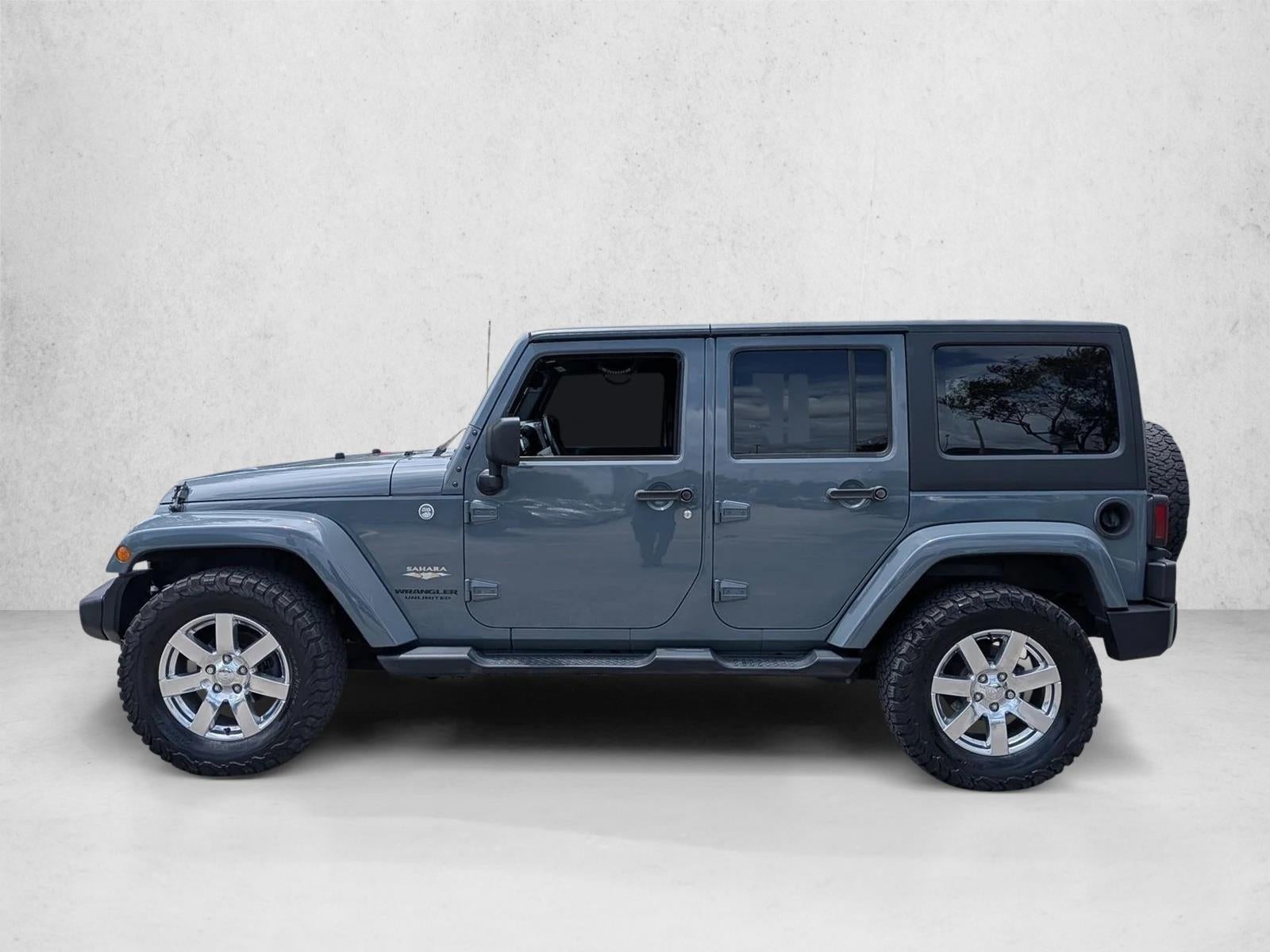 2014 Jeep Wrangler Unlimited 4WD 4dr Sahara