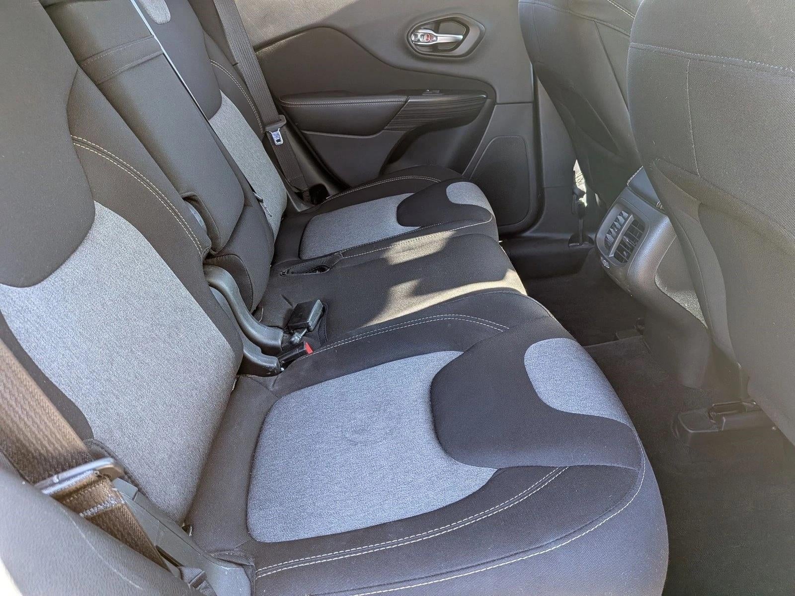 2017 Jeep Cherokee Sport FWD