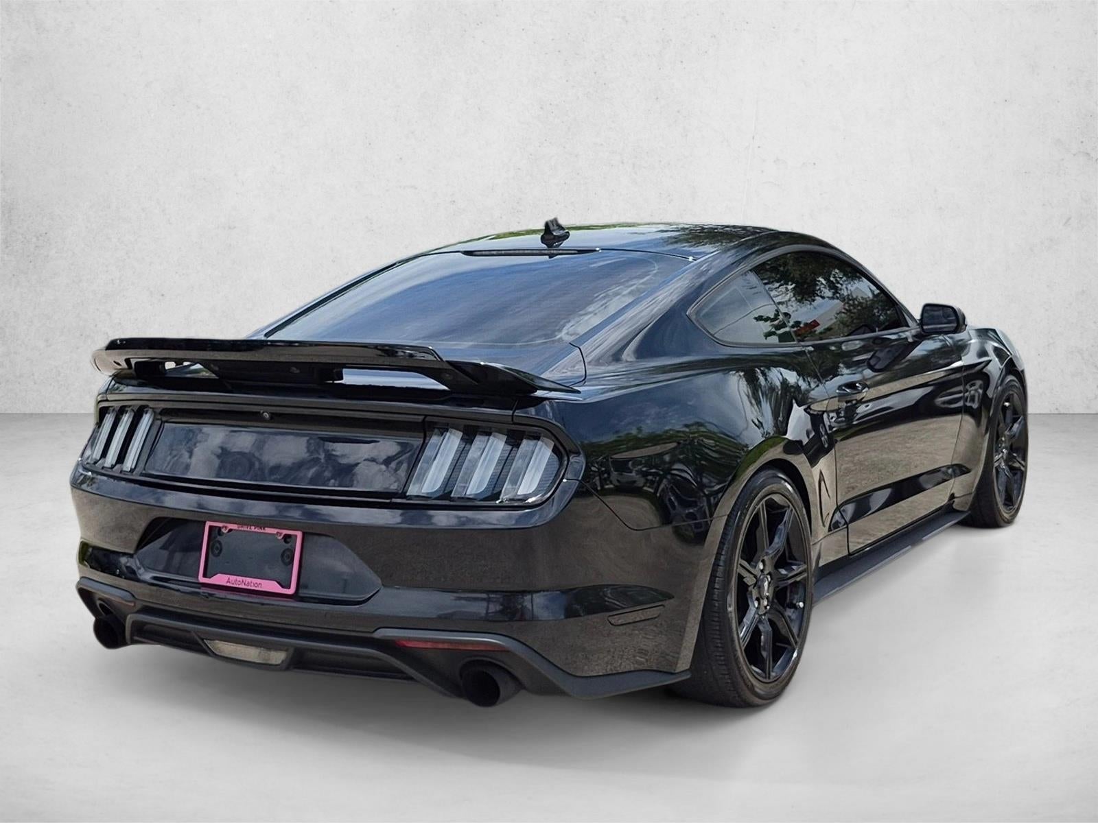 2020 Ford Mustang EcoBoost Fastback