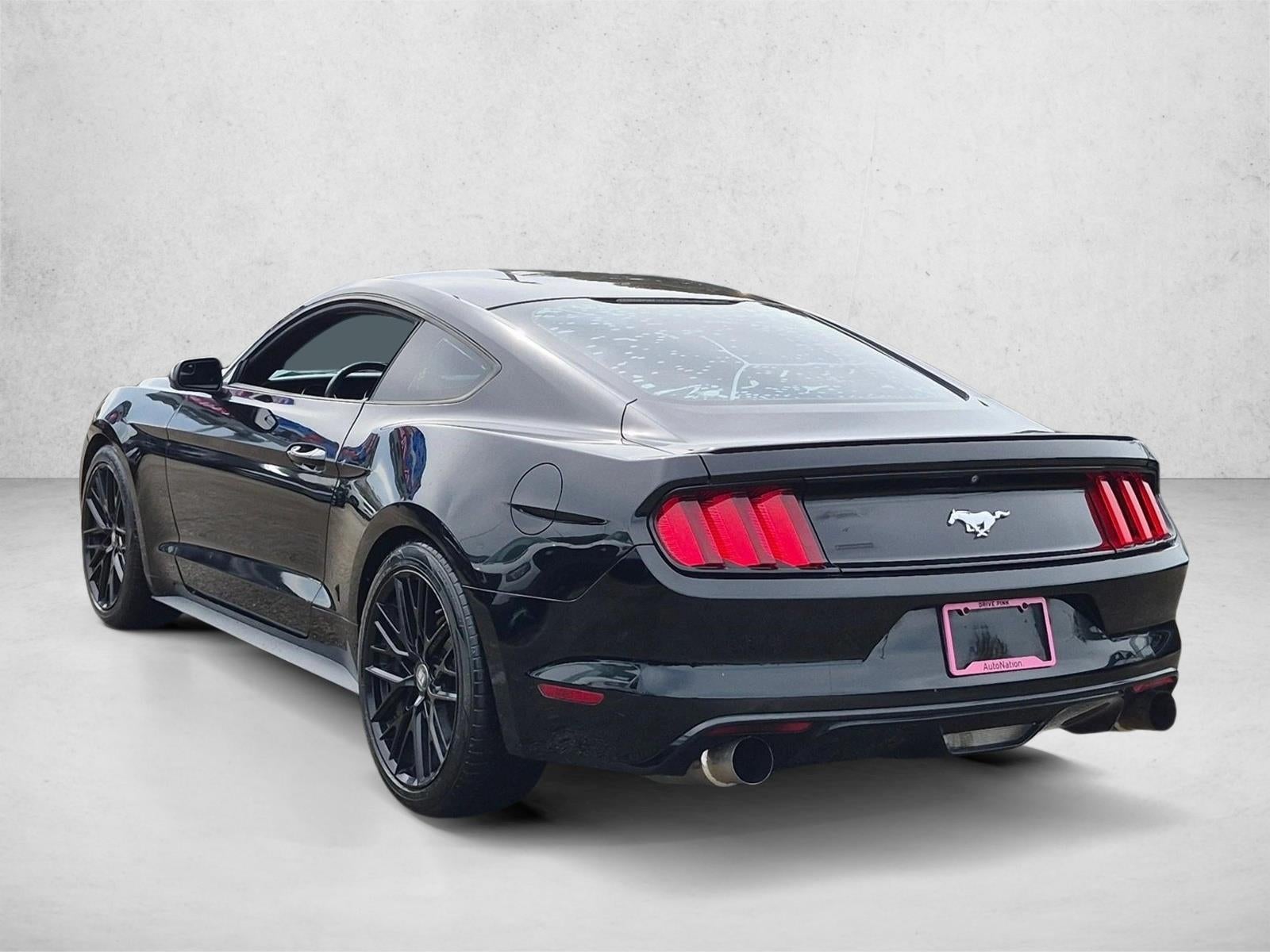 2017 Ford Mustang EcoBoost Fastback