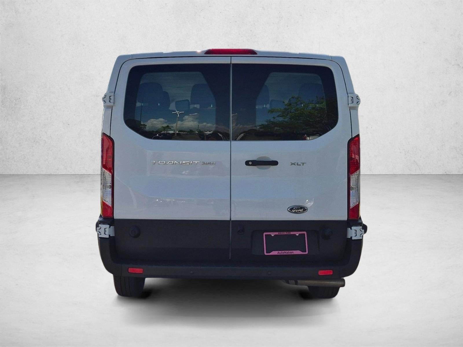 2024 Ford Transit Passenger Wagon T-350 148" Low Roof XLT RWD