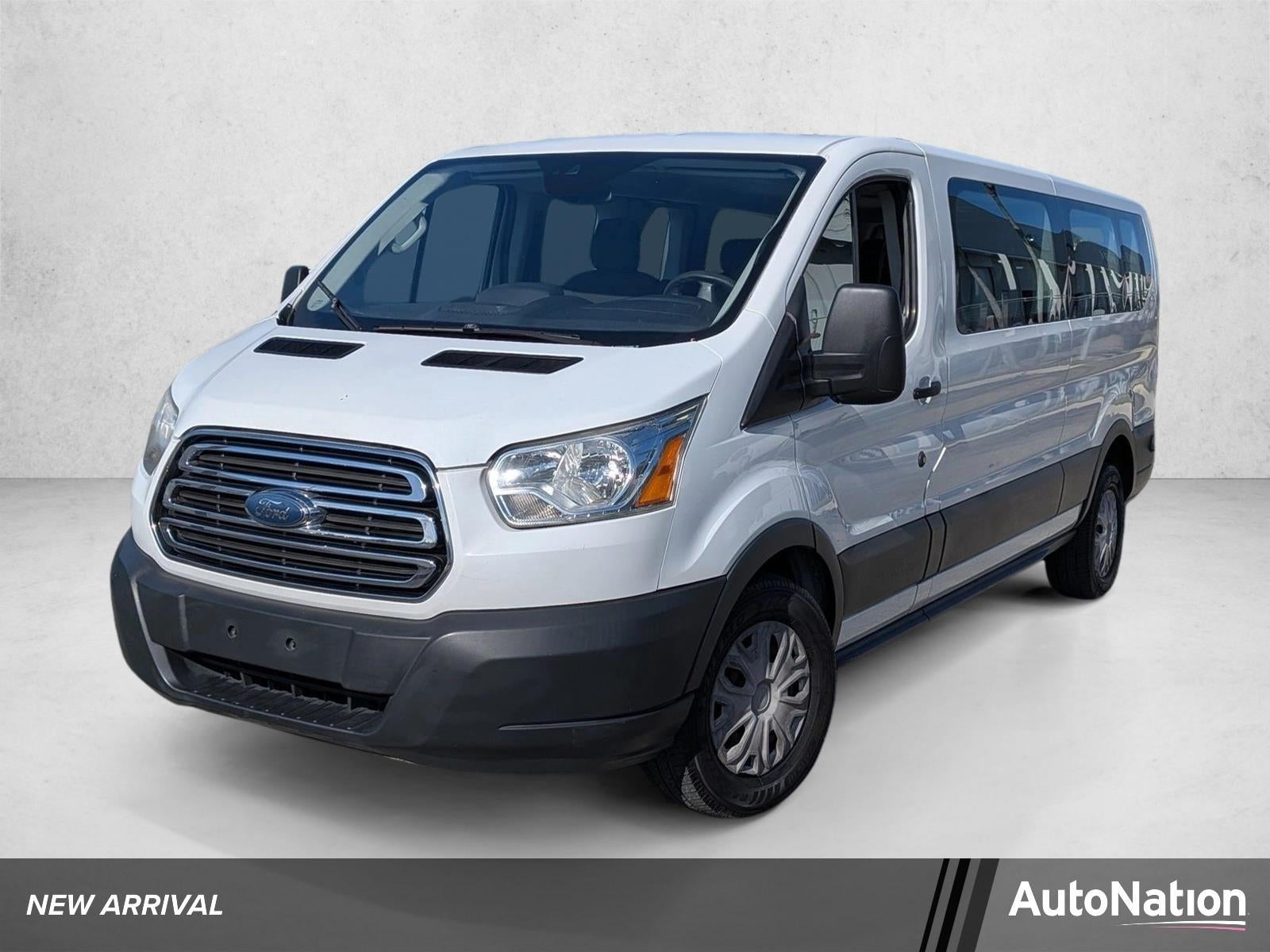 2018 Ford Transit Passenger Wagon T-350 148" Low Roof XLT Swing-Out RH Dr